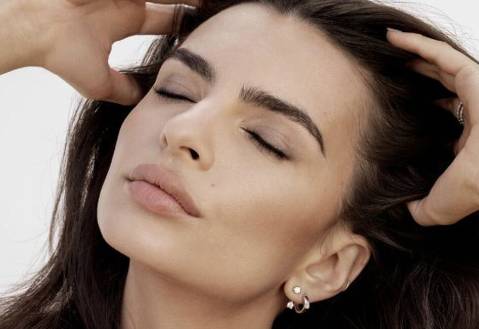 Tips to reduce breakage for oily roots & dry ends